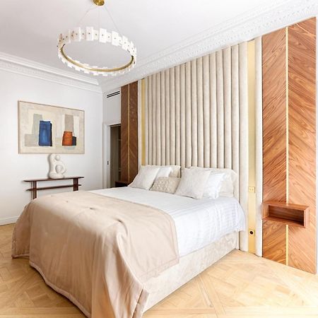 Elegant Luxury Apartment For 6 On Champs-Elysees París Exterior foto